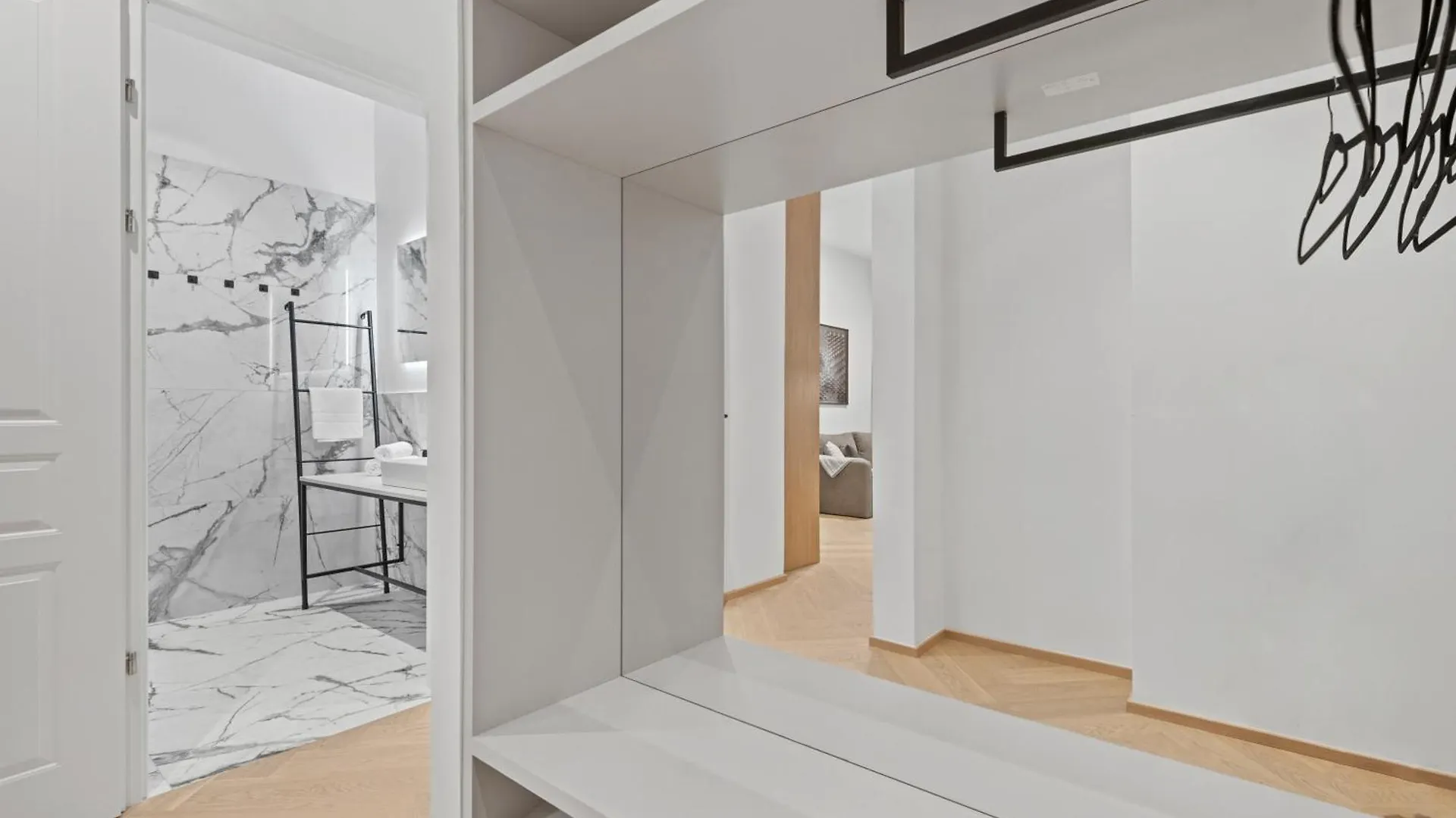 Gt7 Apartments District 9 - Managed By Sky9 Apartments Vienna Austria